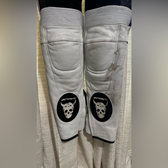 ArcticBoyz Racing Suit! - Picture 4 of 4